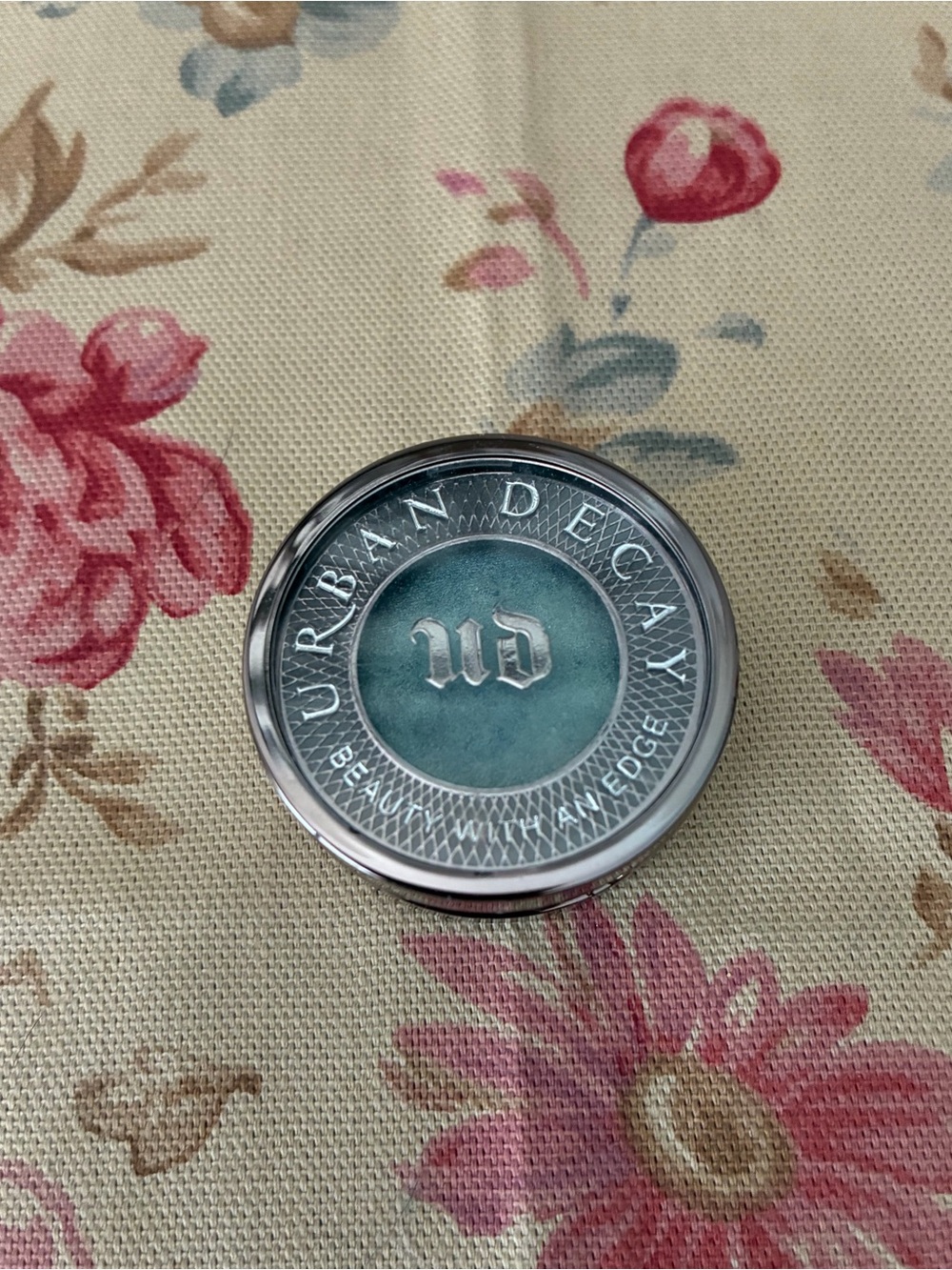 Urban Decay Shattered Eyeshadow - Full Size Teal Blue Green New